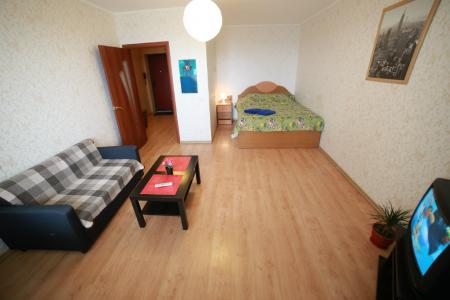 Новая квартира с отличным ремонтом на Крылова, 9