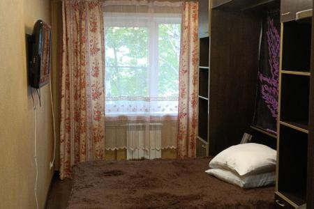 2комнатная квартира  напротив областной больницы