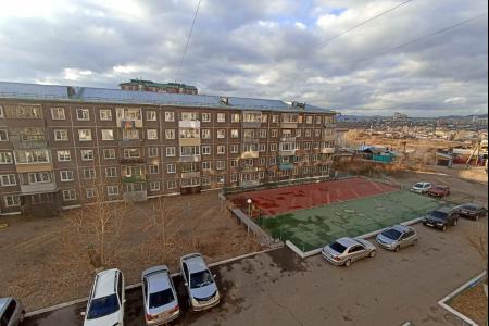 Двухкомная квартира район Саяны