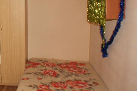 Койка у Маяк-молла