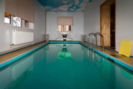 Новый год свободен