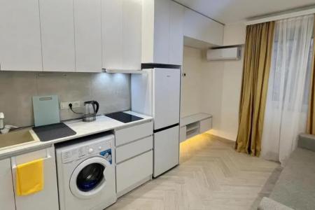 Однокомнатная квартира рядом с метро Дружба