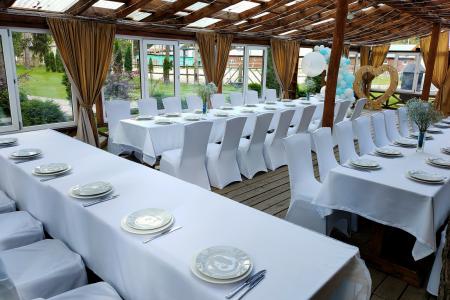 Озеленёная усадьба под свадьбы с лошадьми и инструктором