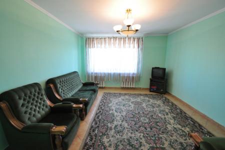 2-ком. квартира пр-т Социалистический, 63/ Чкалова