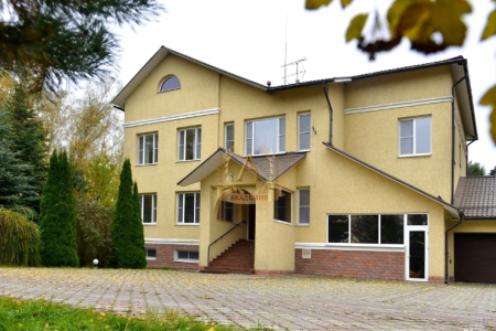 Большой коттедж 750 м2 в аренду в 17 км. от МКАД по Калужскому ш.