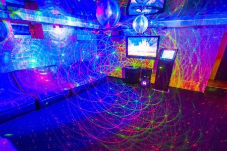 ФИЛАТОВ ЛУГ с дискозалом 30чел Бассейн