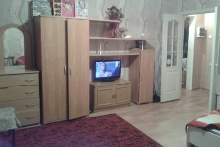 Уютная квартира в Новоильинском районе.