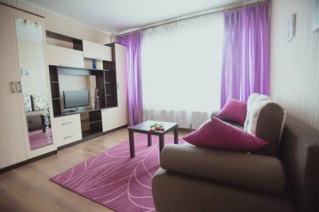 Апартаменты на Ленсовета 43/3