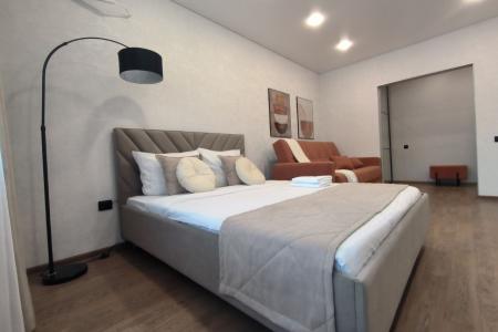 На Генерала Тихонова 4