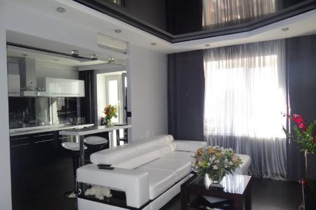 Красивая квартира с большой двухместной джакузи для двоих