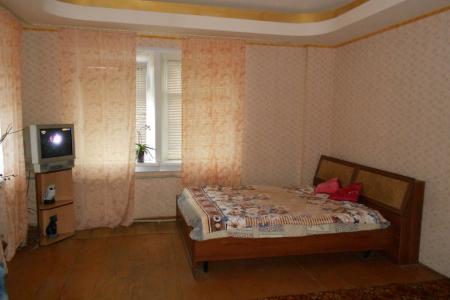 Сдам 1-ую квартиру на земле