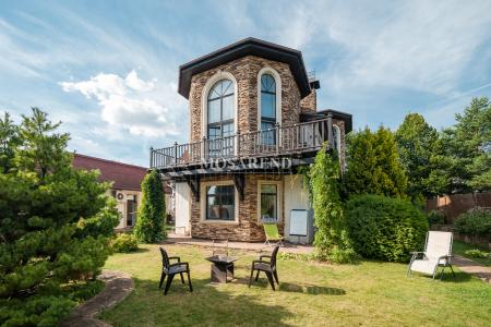 Коттедж на 80 человек