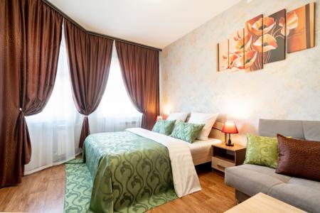 Пять Звёзд на Рябиновом Бульваре