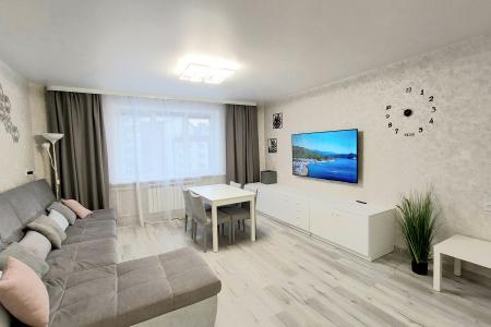 Комфортная квартира возле сквера Есенина