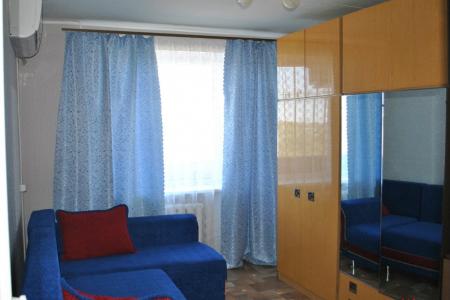 Уютная 1-комнтаная квартира у Идеи