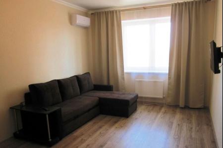 Уютная, стильная квартира-студия в новом доме бизнес-класса у самого берега Невы.