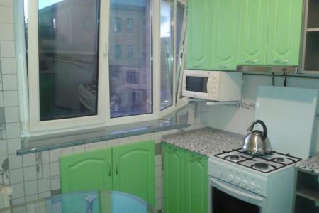 Трехкомнатная квартира на Рокосовского возле вокзалов