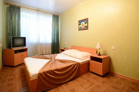 Двухкомнатная квартира, центр Воронежа.