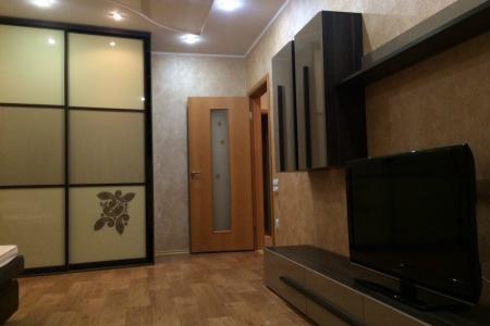 Однокомнатная квартира у ТЦ Апельсин