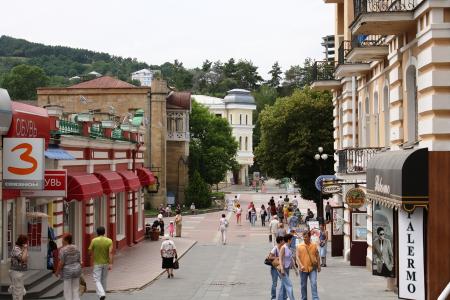 У Нарзана Кисловодска на 4 гостя, парковка, посуточно