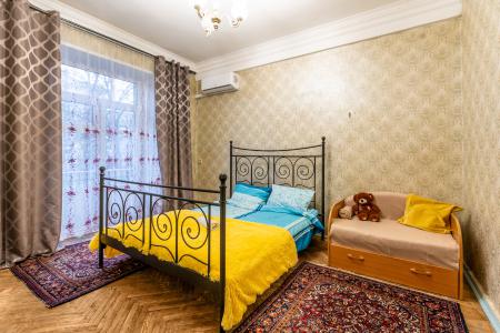 Уютная 2-комнатная квартира в историческом центре Москвы.