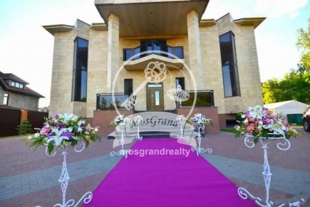 Коттедж для свадьбы в Лопатино. Без комиссии мраморный коттедж на 120 человек, аренда посуточно