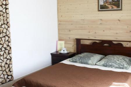 Уютный домик на двоих