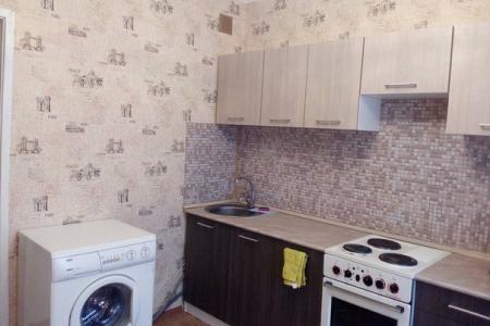 1-ком. квартира рядом с ТРЦ Планета