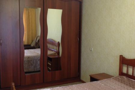 сдам 2х комнатную квартиру