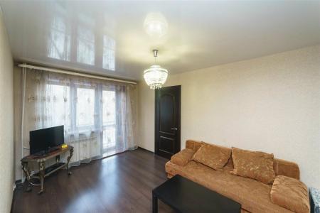 Хорошая 2-к квартира.