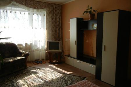 Однокомнатная квартира по часам, суткам в районе вокзала.