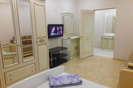 Квартира возле ОВИРа