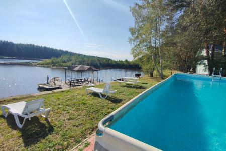 Усадьба на берегу реки для свадеб и мероприятий до 100 человек