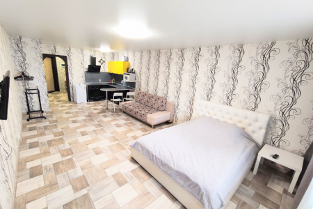 Студия возле кардиологического центра.