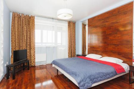 "Этажи" - однокомнатная, Белинского 177а. Ботаника.