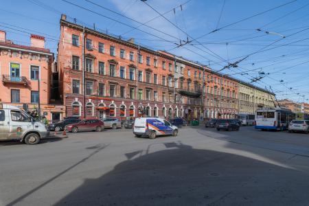 Двухуровневая студия на Владимирском
