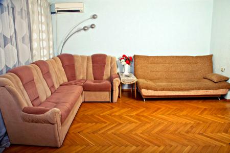 Хорошая квартира в центре города. Недалеко ж/д и авто вокзал