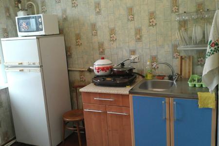 Сдаётся 1-комнатная квартира на длительный срок (можно посуточно)