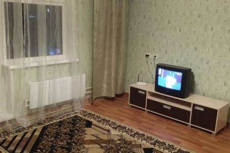 Квартира в центре города возле ТРЦ Планеты