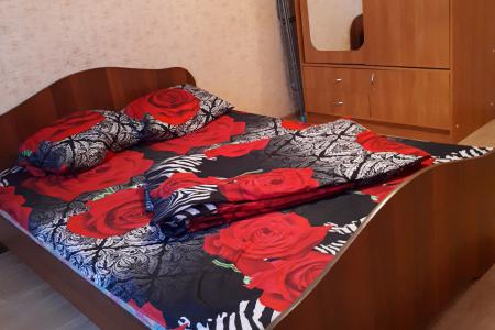 Сдам двухкомнатную квартиру в районе ТЦ Мега Молл