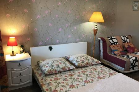 Отличная современная 1-комн квартира посуточно в престижном доме в центре города