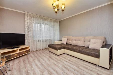 3к квартира рядом с Лагерным садом