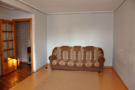 "Двухкомнатная квартира возле ЖД вокзала