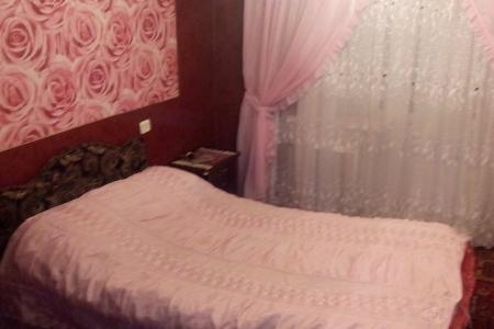 Двухкомнатная квартира по ул 12 Сентября.д7за магазином