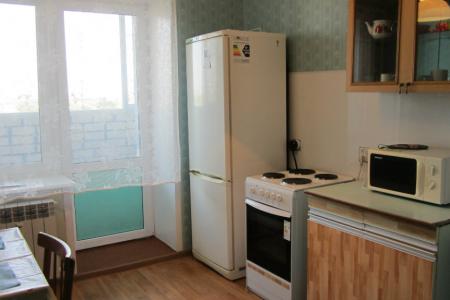 Новая квартира возле "Ледовой арены"