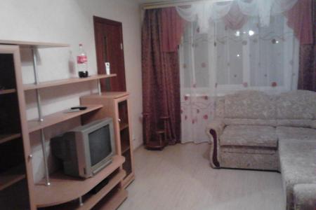 2 -комн. квартира в центре, р-н пл.Ленина.