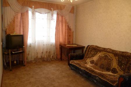 ПОСУТОЧНО Почасам  Машгородок 2х.ком.кв.