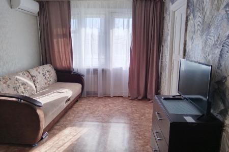 2-к квартира ул.Астраханская 11