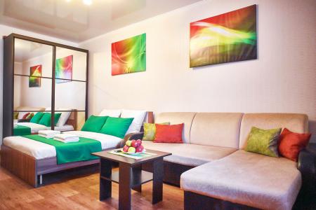 Яркая стильная квартира со свежим евроремонтом в новом доме в центре города