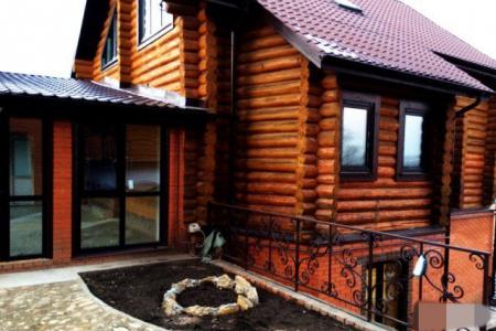 Гостевой комплекс у Горнолыжки на берегу залива Свияга